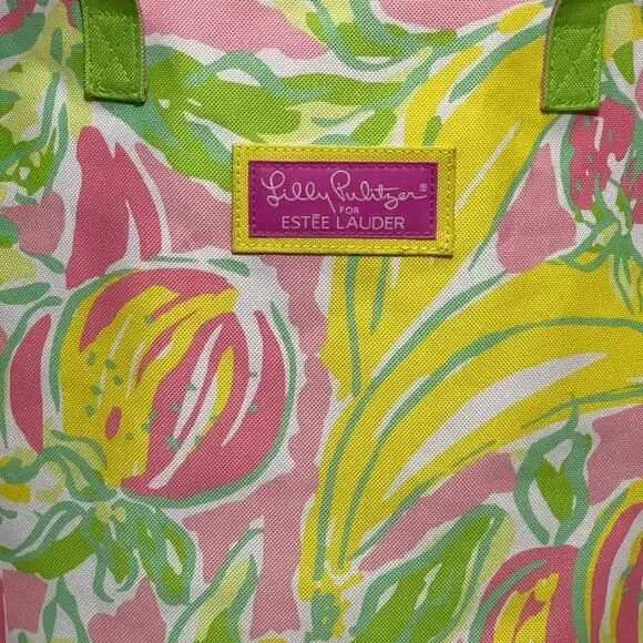 Lilly Pulitzer for Estee Lauder Strawberry Banana Pink Vibrant Tote Bag Colorful - Picture 3 of 8